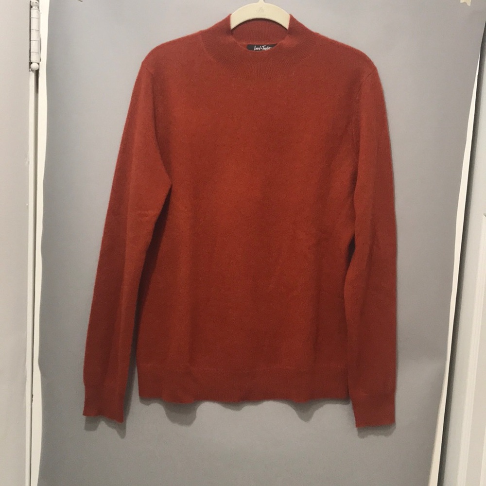 Lord & Taylor Women’s 100% Cashmere Sweater Size Large
